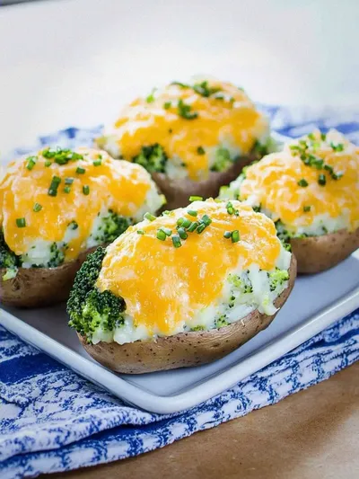 Broccoli Cheddar Stuffed Baked Potatoes for Cozy Nights
