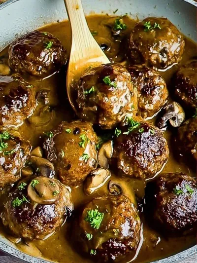 Juicy Meatballs in a Luxurious Mushroom Sauce