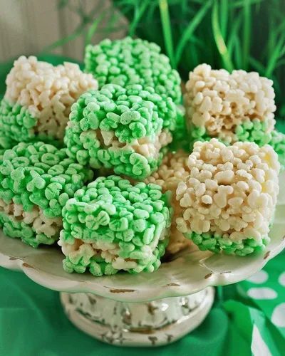 St. Patrick’s Day Rice Krispie Treat Bites