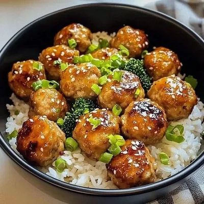 Sweet & Spicy Sesame Chicken Meatballs with Rice Bowls: An Incredible Ultimate Recipe