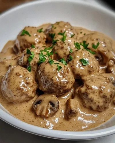 Keto meatball stroganoff: A creamy, low-carb delight!